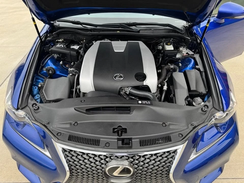 2016 Lexus IS 3rd Gen - Image 13 of 18