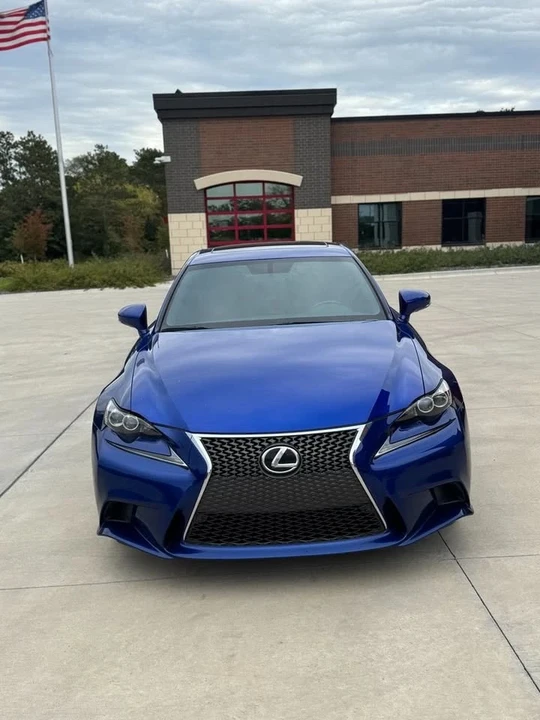 2016 Lexus IS 3rd Gen - Image 2 of 18
