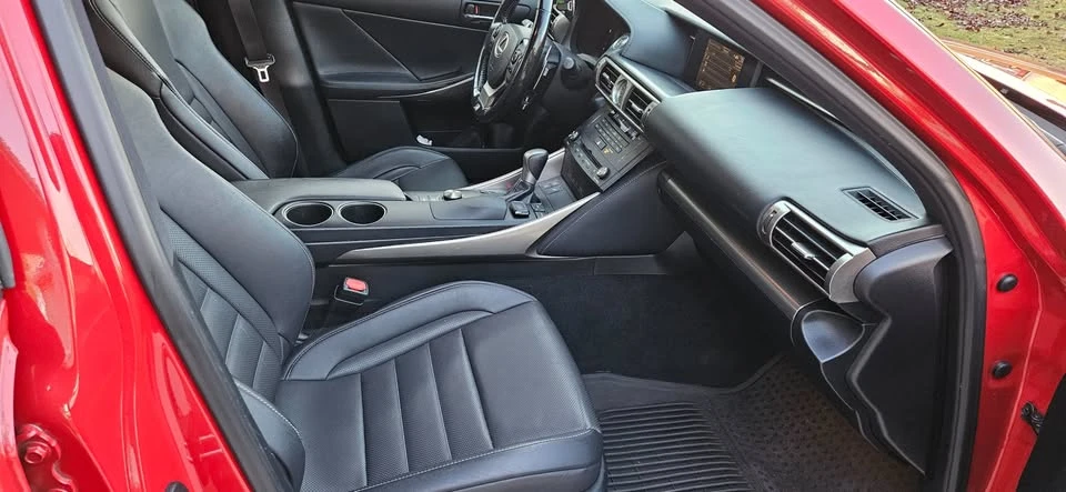 2016 Lexus IS 3rd Gen - Image 5 of 7