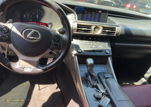 2016 Lexus IS 3rd Gen - Image 8 of 12