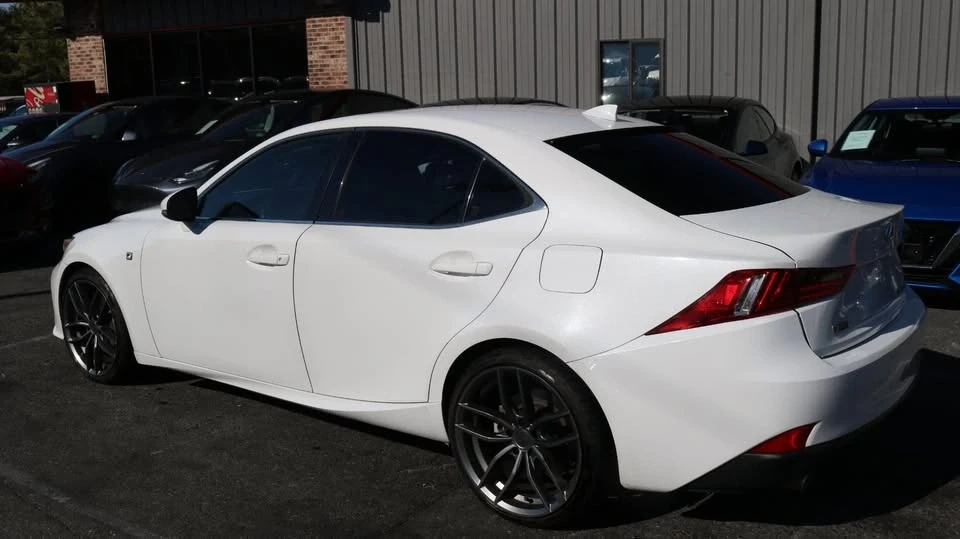 2016 Lexus IS 3rd Gen - Image 4 of 18