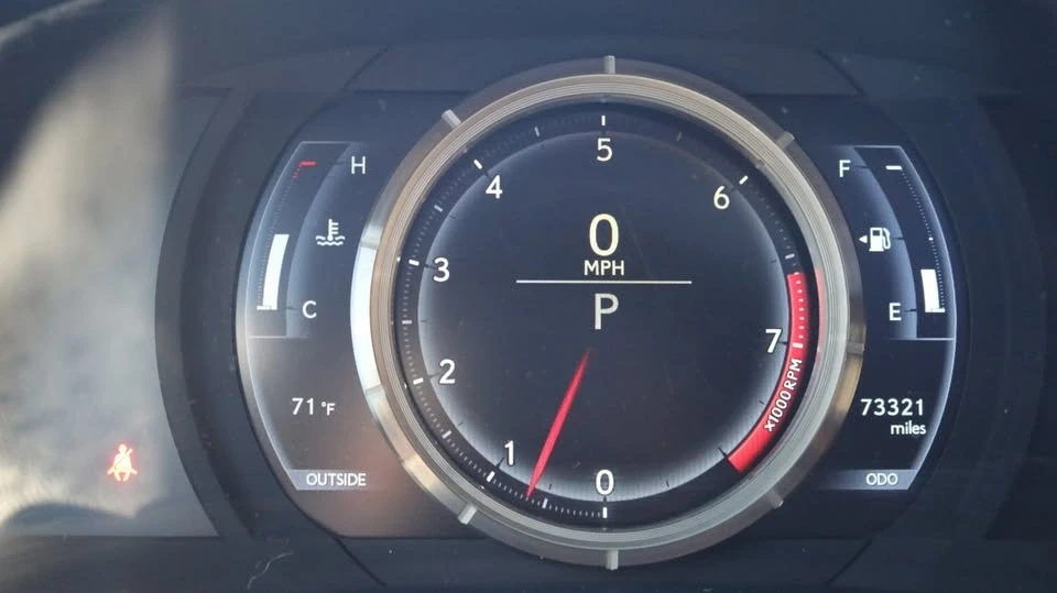 2016 Lexus IS 3rd Gen - Image 12 of 18