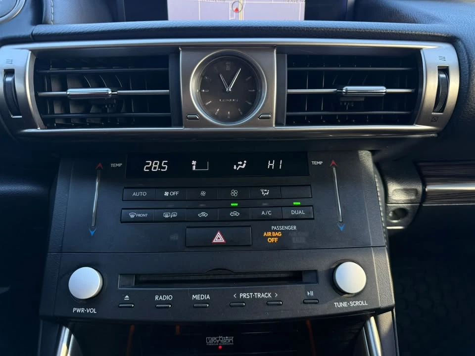 2016 Lexus IS 3rd Gen - Image 17 of 18