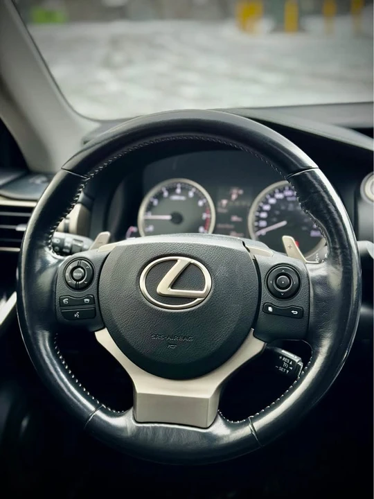 2016 Lexus IS 3rd Gen - Image 17 of 19