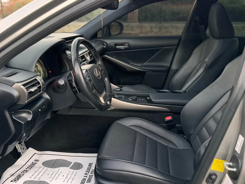 2016 Lexus IS F 2nd Gen - Image 10 of 12