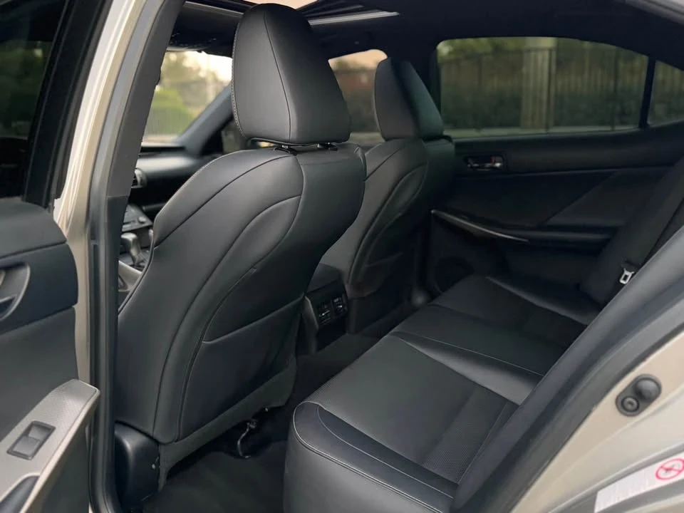 2016 Lexus IS F 2nd Gen - Image 8 of 12