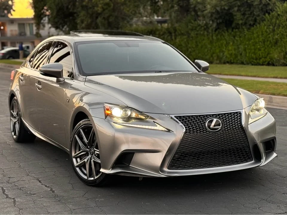 2016 Lexus IS F 2nd Gen - Image 11 of 12