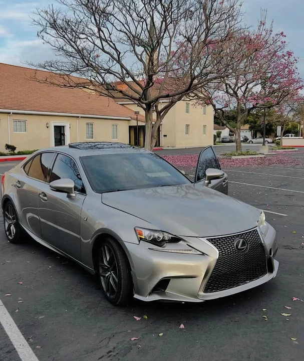 2016 Lexus IS F 2nd Gen - Image 9 of 11