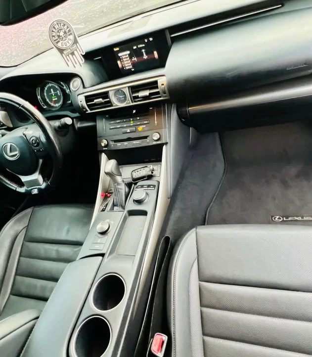 2016 Lexus IS F 2nd Gen - Image 7 of 11