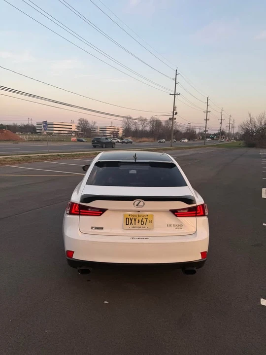 2016 Lexus IS 3rd Gen - Image 7 of 17