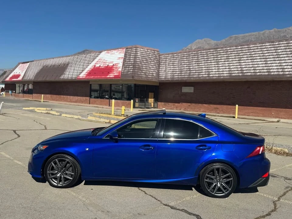 2016 Lexus IS F 2nd Gen - Image 4 of 17