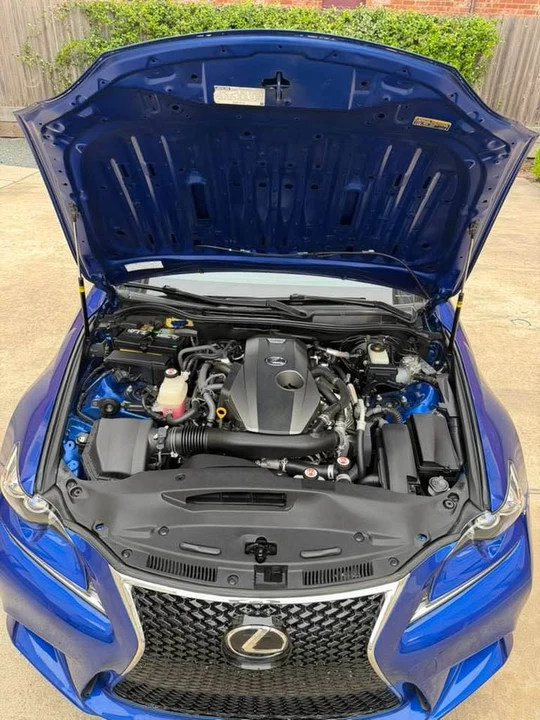 2016 Lexus IS 3rd Gen - Image 18 of 20
