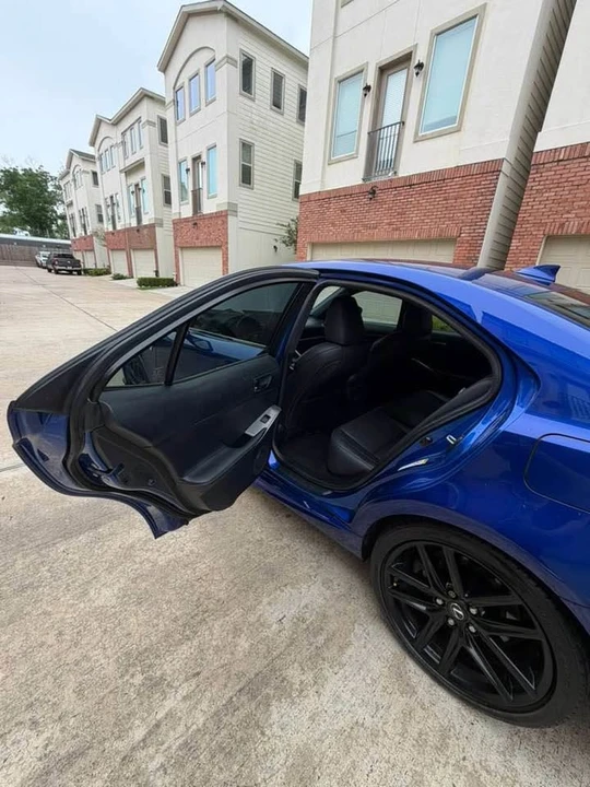 2016 Lexus IS 3rd Gen - Image 12 of 20