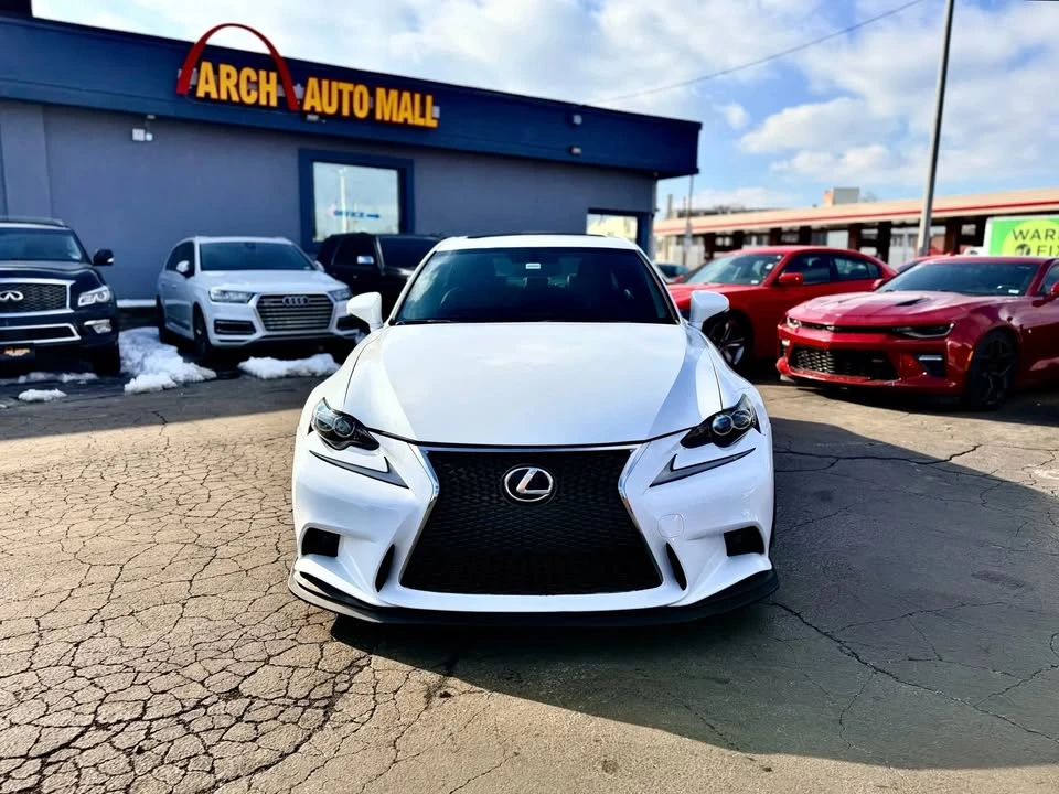 2016 Lexus IS 3rd Gen - Image 9 of 17