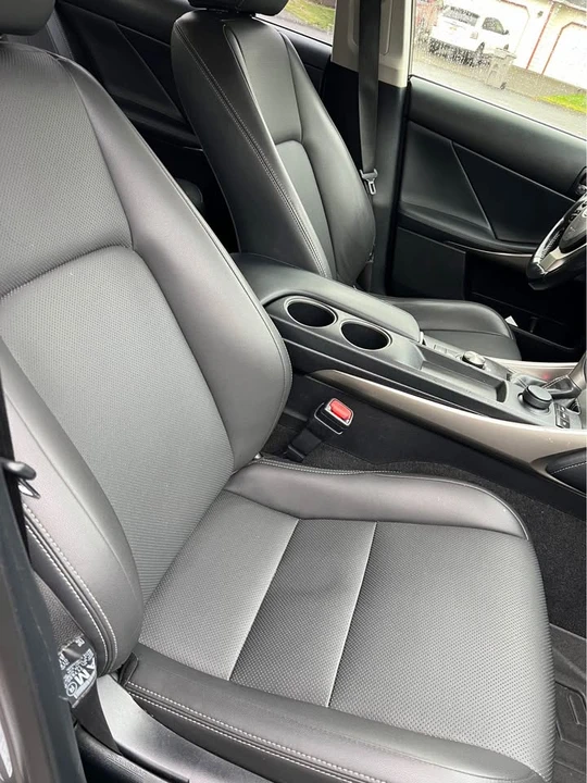 2016 Lexus IS 3rd Gen - Image 6 of 10