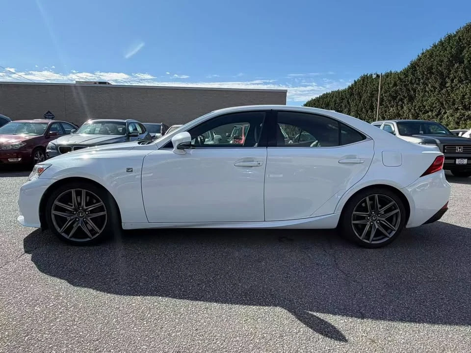 2016 Lexus IS 3rd Gen - Image 8 of 19