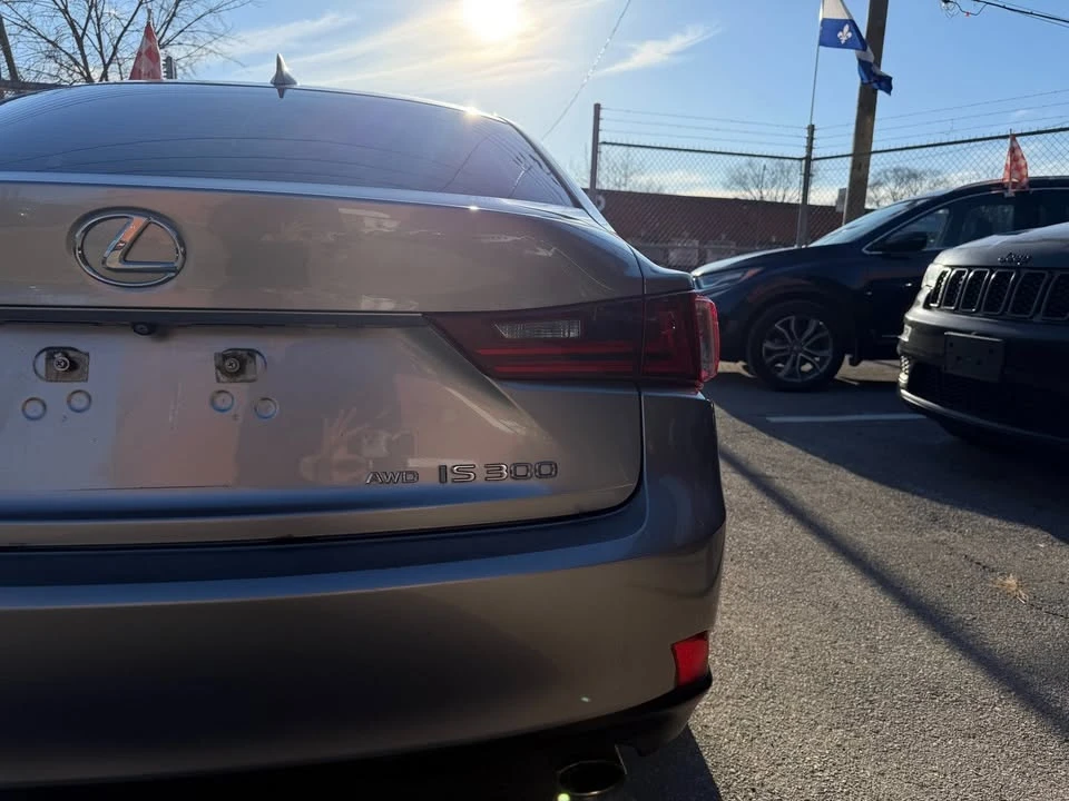2016 Lexus IS 3rd Gen - Image 7 of 20