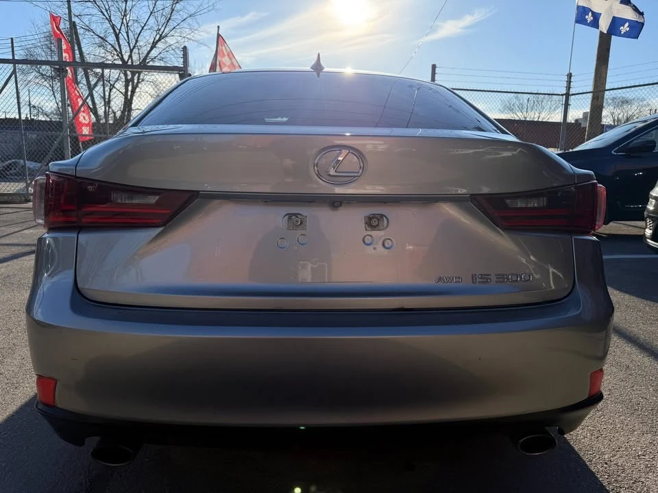 2016 Lexus IS 3rd Gen - Image 8 of 20