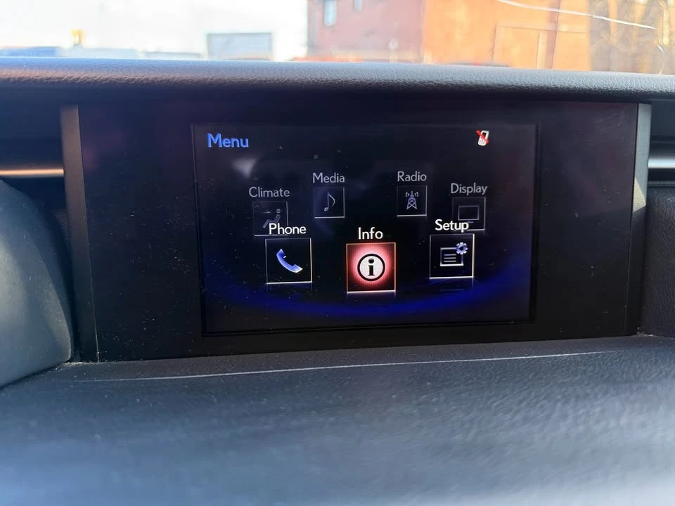 2016 Lexus IS 3rd Gen - Image 12 of 20