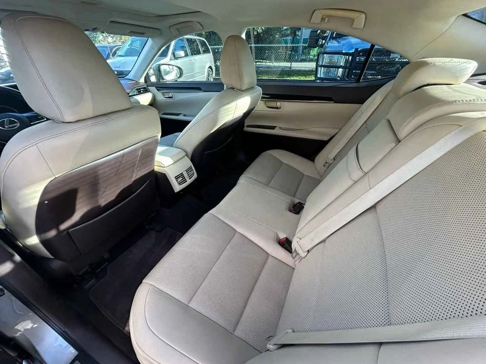 2016 Lexus LS 4th Gen - Image 3 of 5