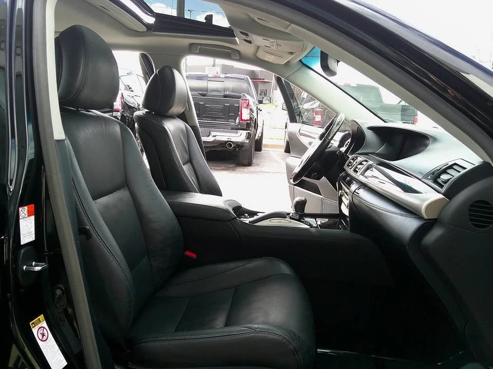 2016 Lexus LS 4th Gen - Image 18 of 20