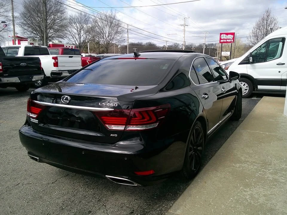 2016 Lexus LS 4th Gen - Image 9 of 20