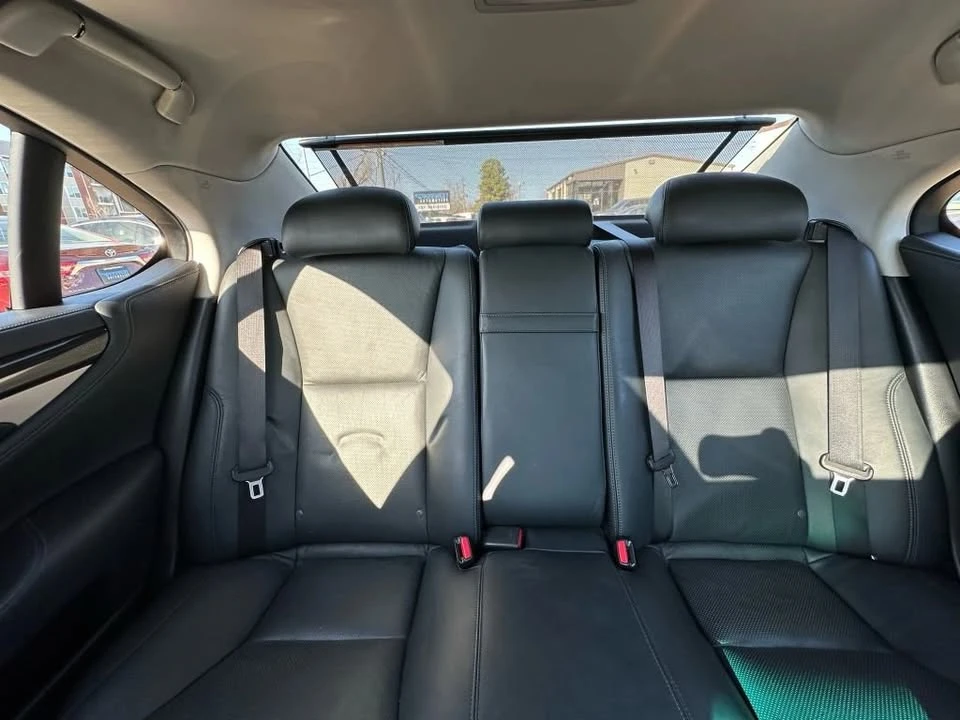 2016 Lexus LS 4th Gen - Image 5 of 11