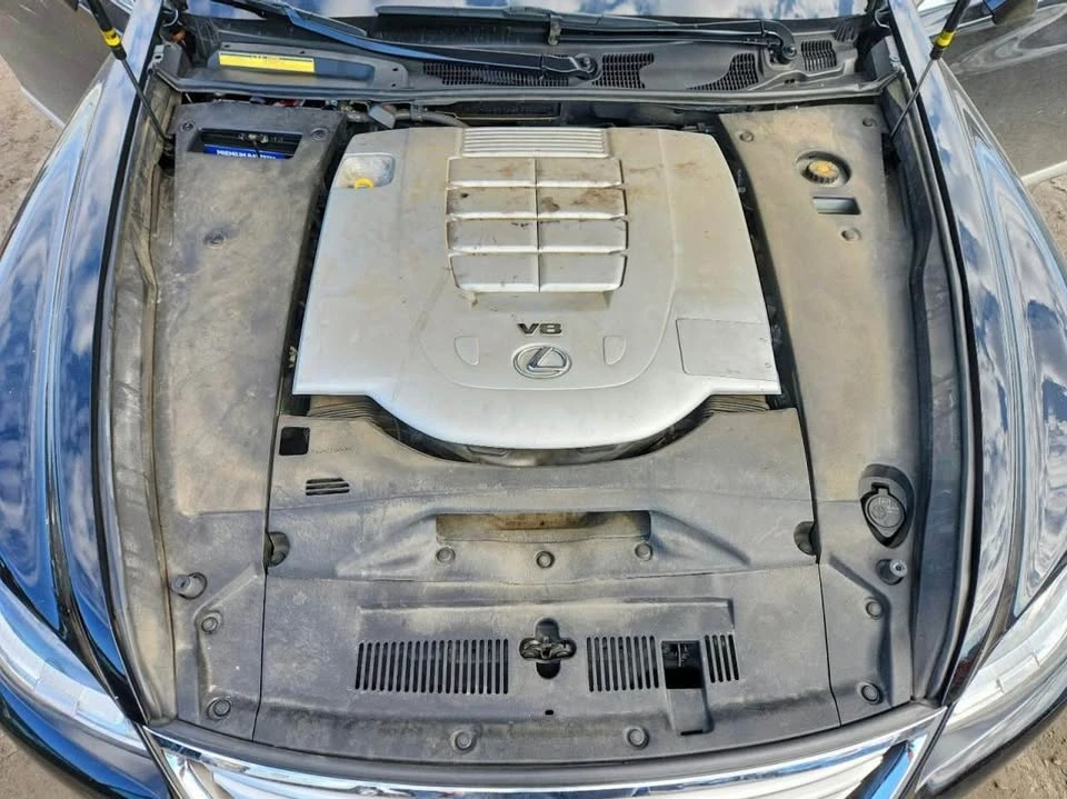 2016 Lexus LS 4th Gen - Image 11 of 11