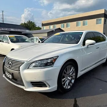 2016 Lexus LS460L