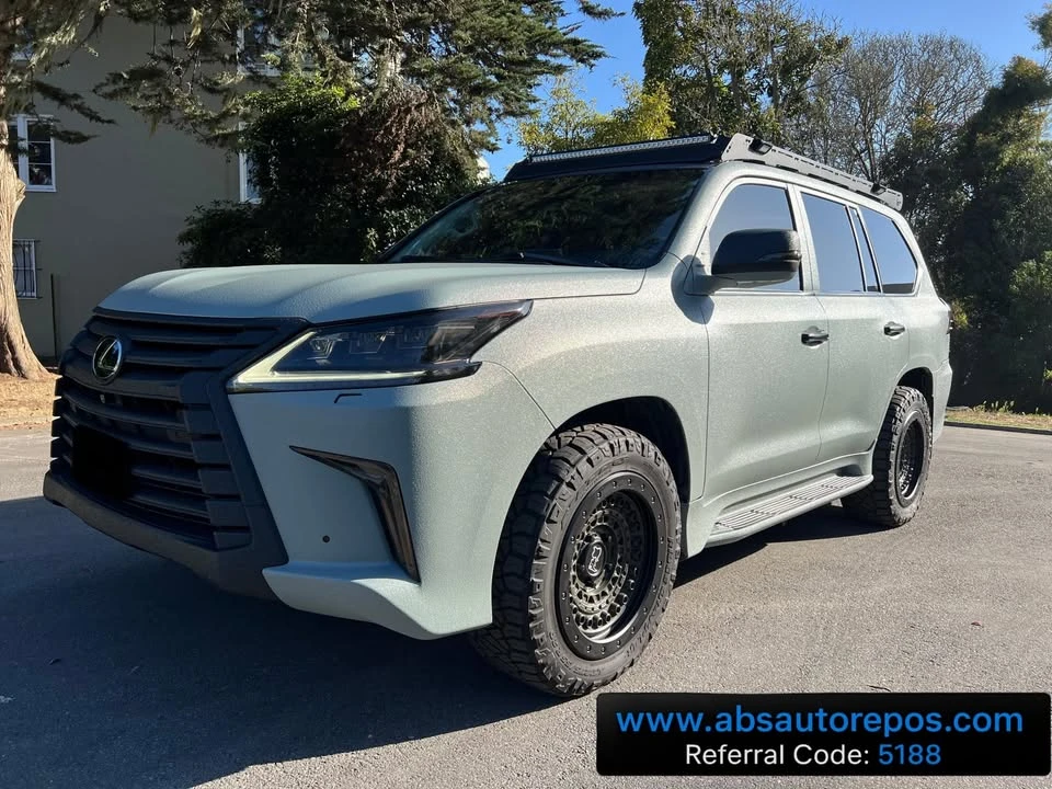 2016 Lexus LX 3rd Gen - Image 4 of 7