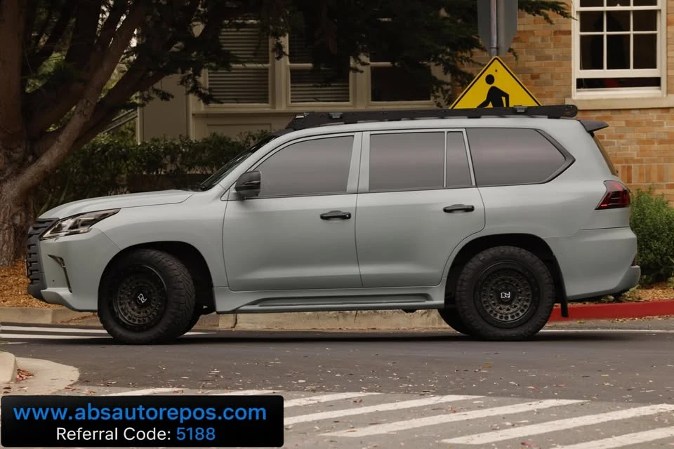 2016 Lexus LX 3rd Gen - Image 3 of 7