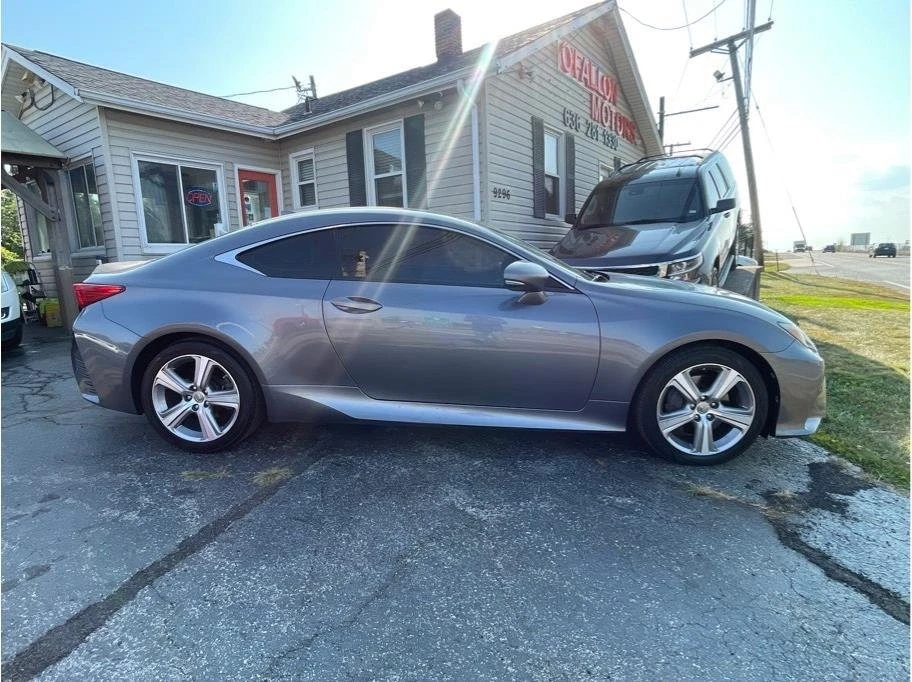 2016 Lexus RC - Image 4 of 20