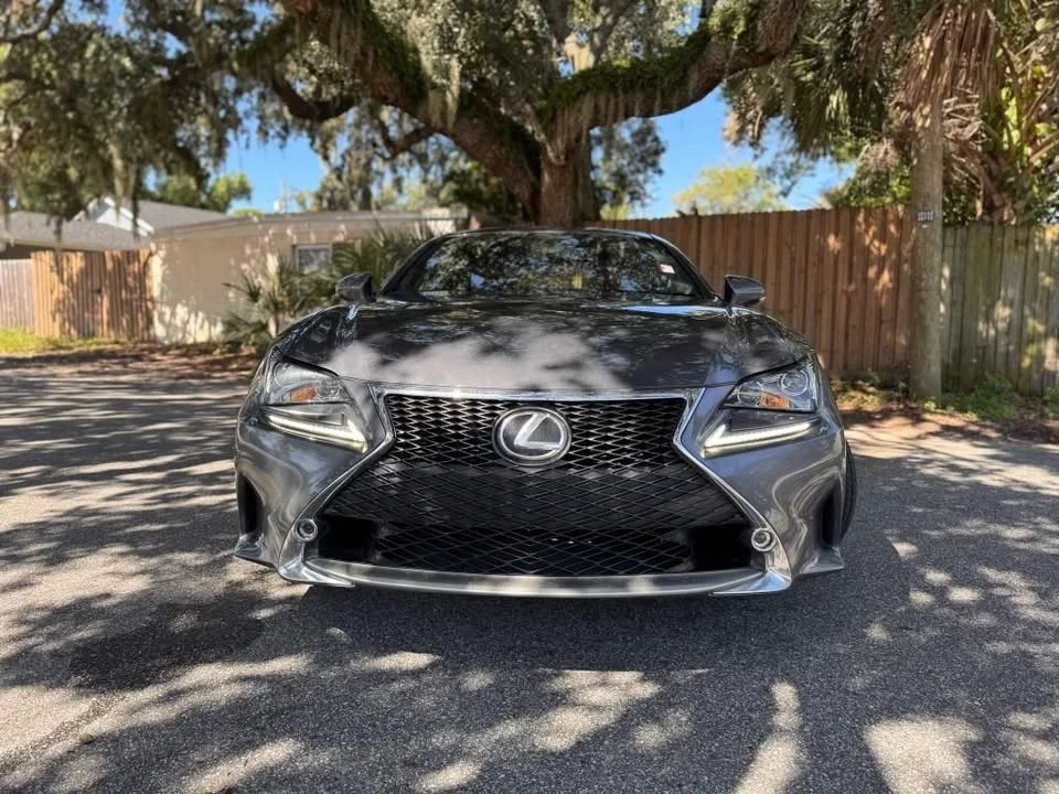 2016 Lexus RC - Image 2 of 10