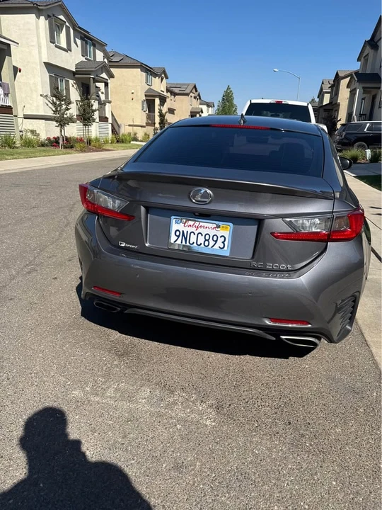 2016 Lexus RC - Image 3 of 7