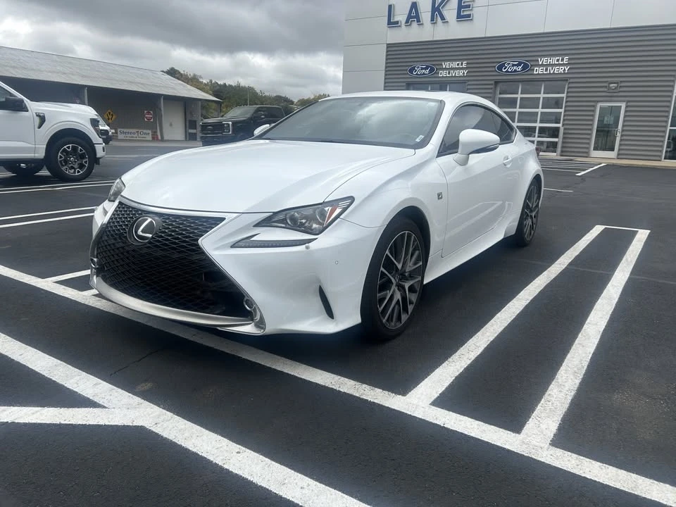 2016 Lexus RC - Image 3 of 15
