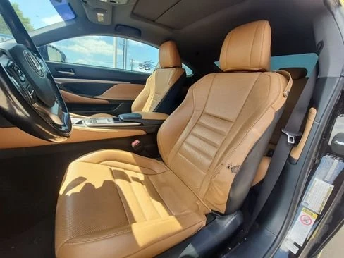 2016 Lexus RC - Image 11 of 12