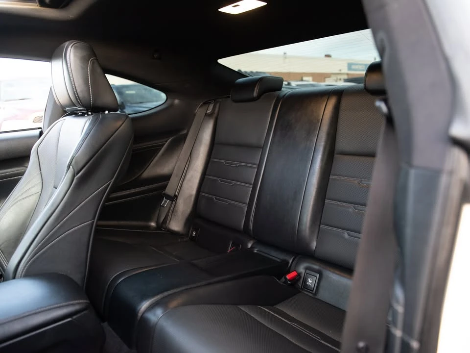 2016 Lexus RC - Image 12 of 18
