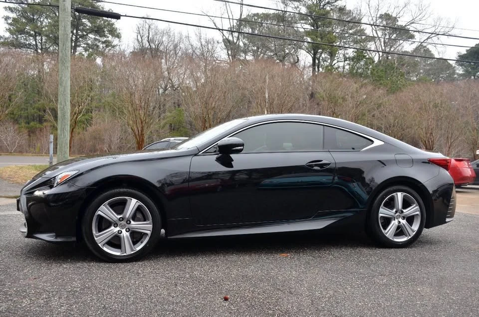 2016 Lexus RC - Image 2 of 20