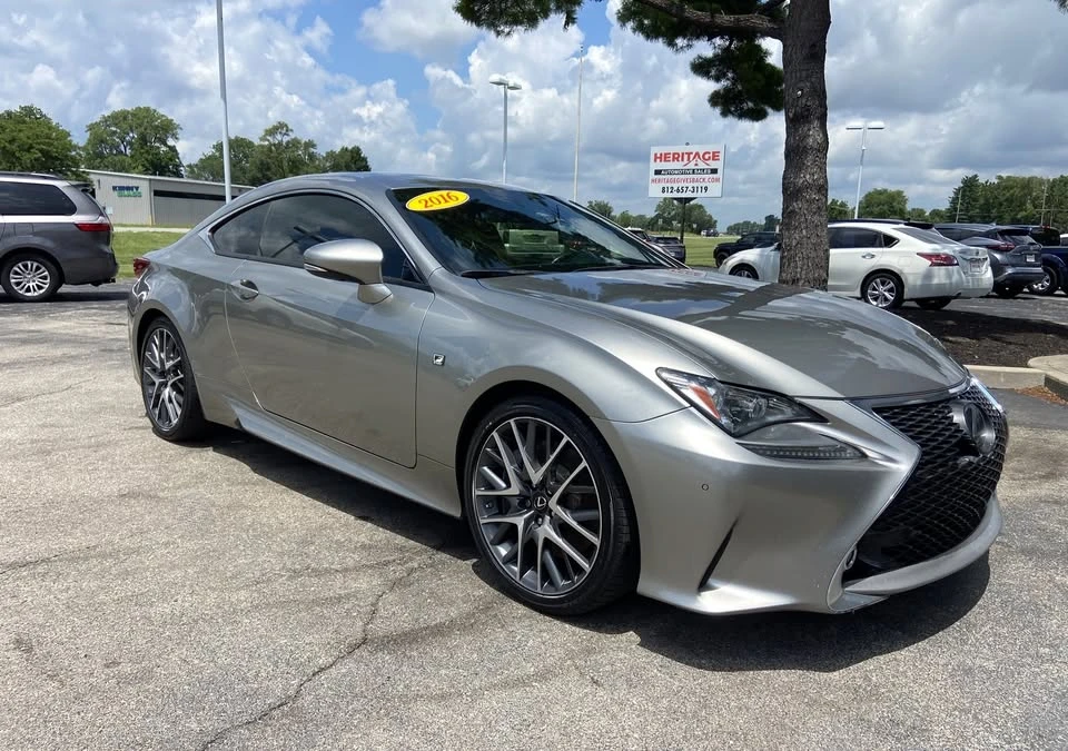 2016 Lexus RC - Image 2 of 20