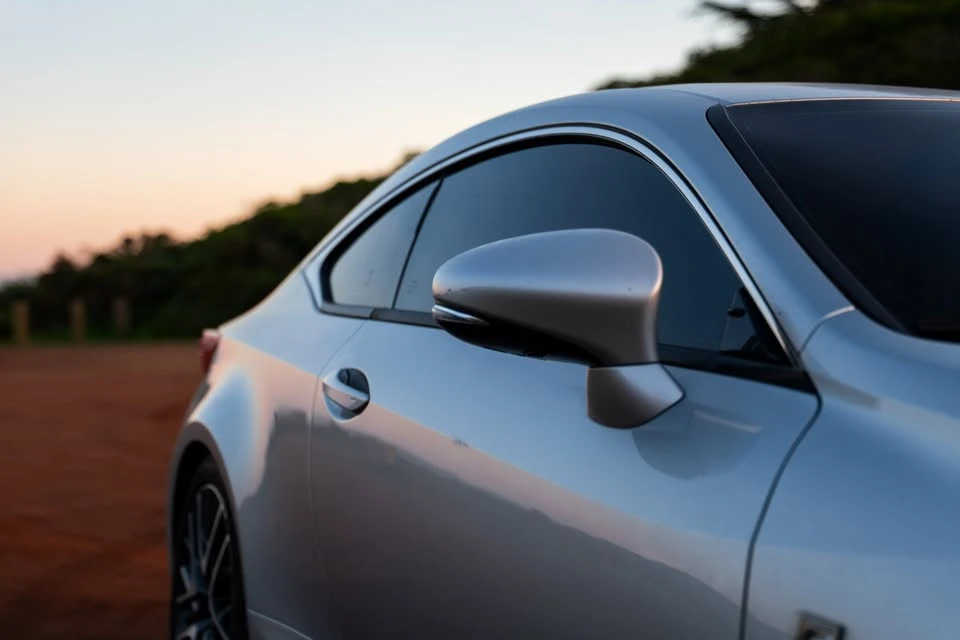 2016 Lexus RC - Image 6 of 7
