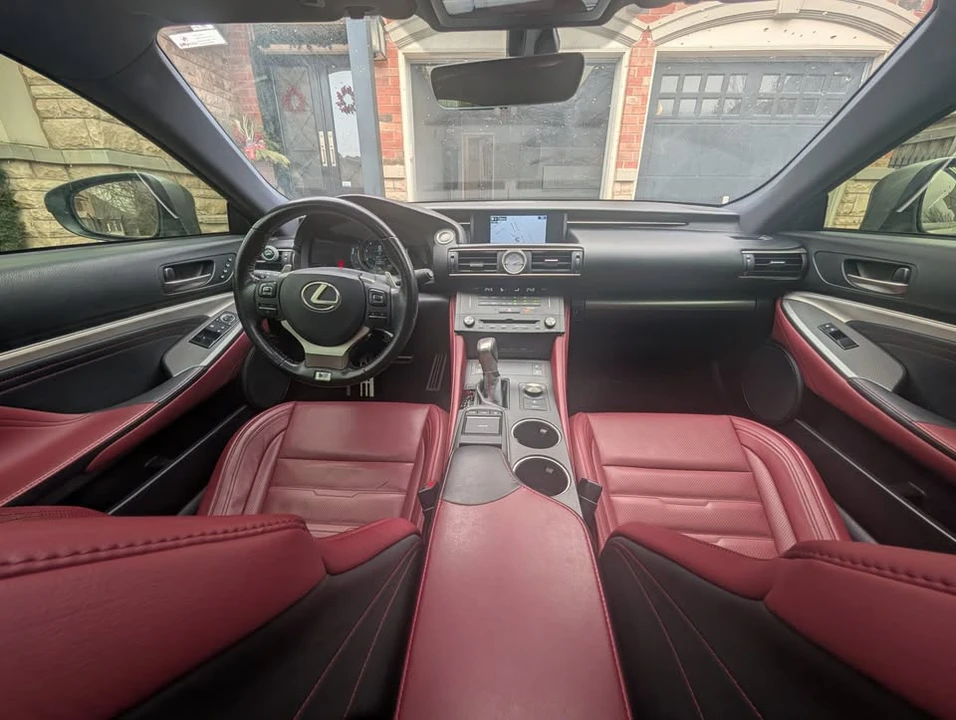 2016 Lexus RC - Image 9 of 20