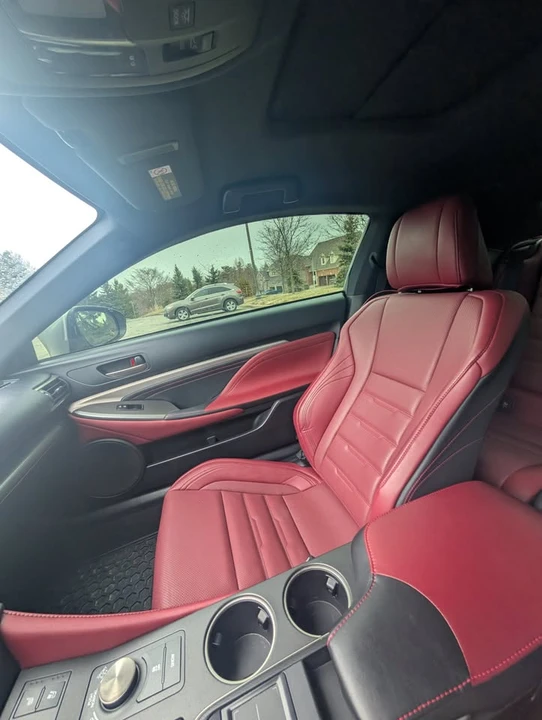 2016 Lexus RC - Image 15 of 20