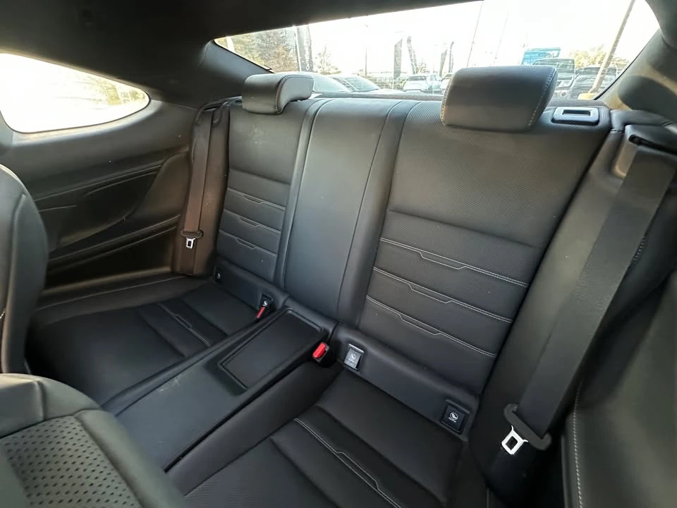 2016 Lexus RC F - Image 7 of 10