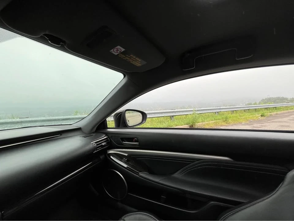 2016 Lexus RC - Image 12 of 12