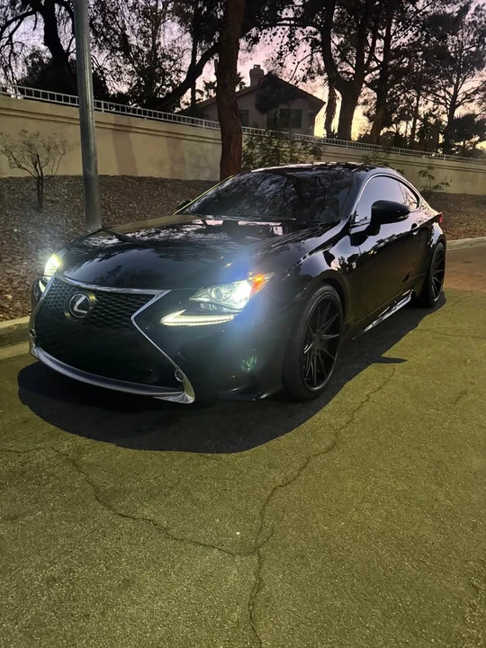 2016 Lexus RC - Image 3 of 14