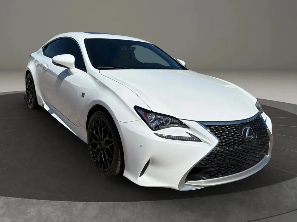 2016 Lexus RC - Image 8 of 19