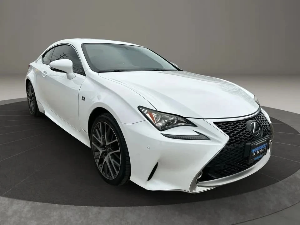 2016 Lexus RC - Image 8 of 19