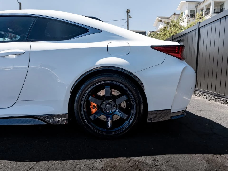 2016 Lexus RC F - Image 4 of 17