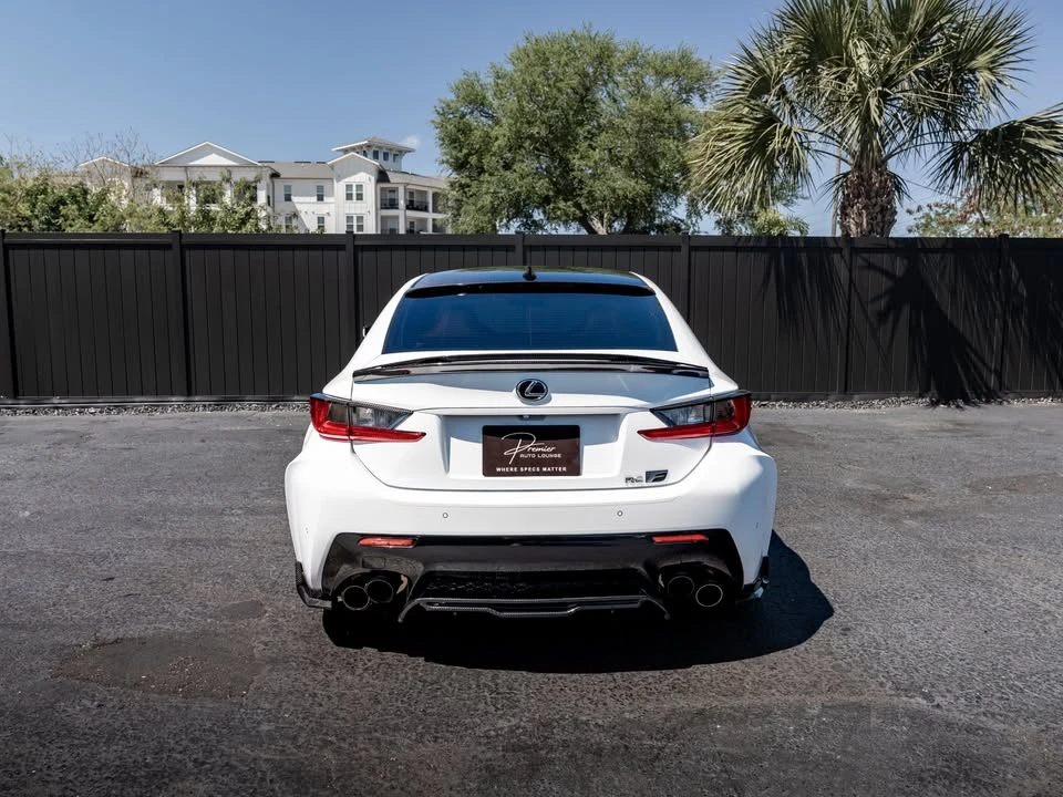2016 Lexus RC F - Image 16 of 17