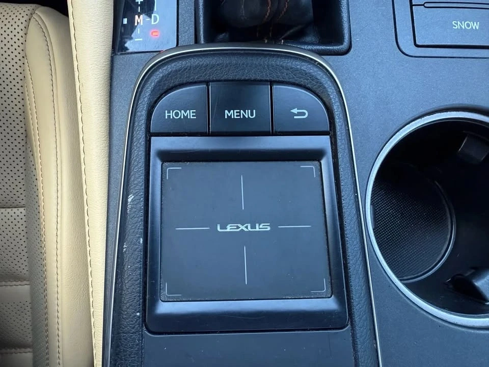 2016 Lexus RC - Image 19 of 19